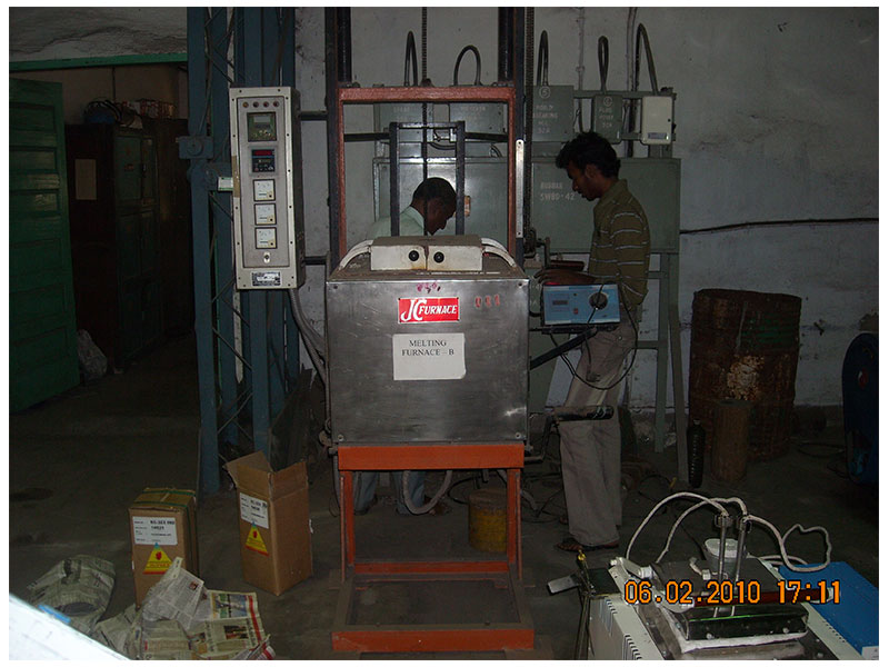 Electric Furnaces Manufacturers Suppliers Traders Dealers in Kolkata Howrah West Bengal in India:jay Crucibles in Kolkata Howrah West Bengal in India